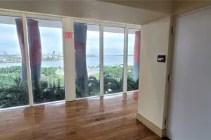50 Biscayne Blvd, Miami, FL 33132 - Photo 6