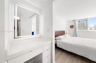 345 Ocean Dr, Miami Beach, FL 33139 - Photo 12