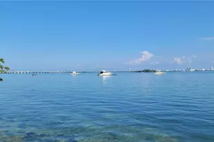 1750 N Bayshore Dr, Miami, FL 33132 - Photo 30