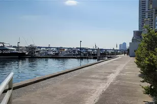 1750 N Bayshore Dr, Miami, FL 33132 - Photo 28