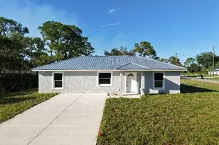 220 E Canal Way NE, Lake Placid, FL 33852 - Photo 1