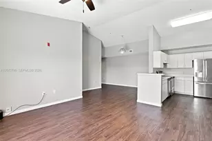 6976 SW 39th St, Davie, FL 33314 - Photo 6