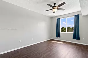 6976 SW 39th St, Davie, FL 33314 - Photo 10