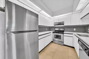 1300 SW 125th Ave, Pembroke Pines, FL 33027 - Photo 20