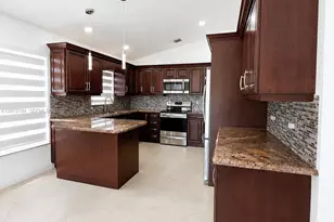 18724 SW 16th St, Pembroke Pines, FL 33029 - Photo 6