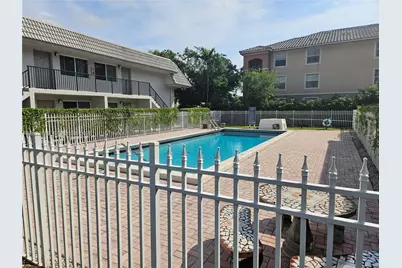 3273 NW 102nd Ter #3273, Coral Springs, FL 33065 - Photo 2