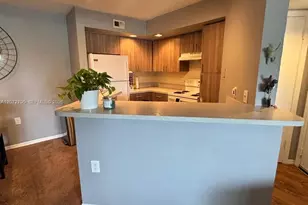 12620 Vista Isles Dr, Sunrise, FL 33325 - Photo 6