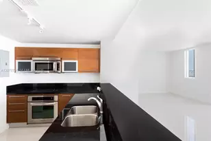 244 Biscayne Blvd, Miami, FL 33132 - Photo 4