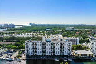 3703 NE 166th St, North Miami Beach, FL 33160 - Photo 36
