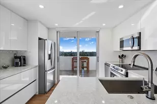 3703 NE 166th St, North Miami Beach, FL 33160 - Photo 12