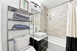 2616 NE 6th Ave, Wilton Manors, FL 33334 - Photo 22