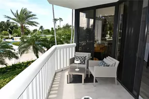 1000 E Island Blvd, Aventura, FL 33160 - Photo 14