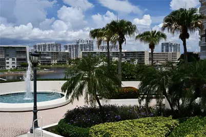 1000 E Island Blvd #303, Aventura, FL 33160 - Photo 26