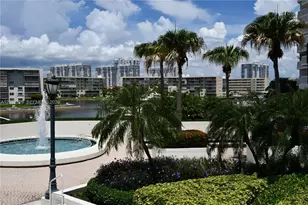 1000 E Island Blvd, Aventura, FL 33160 - Photo 26