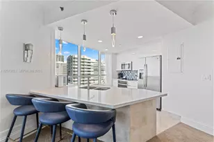 4401 Collins Ave, Miami Beach, FL 33140 - Photo 10