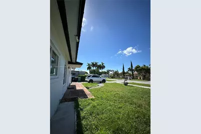 5500 NW 178th Ter, Miami Gardens, FL 33055 - Photo 70