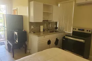 14093 SW 53rd St, Miramar, FL 33027 - Photo 2