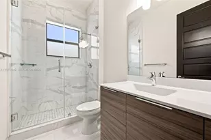 8875 NW 161st Terrace, Miami Lakes, FL 33018 - Photo 20