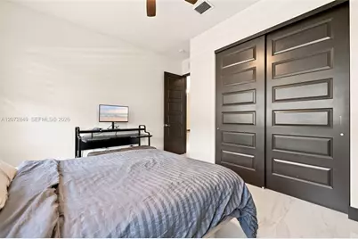 8875 NW 161st Ter, Miami Lakes, FL 33018 - Photo 22