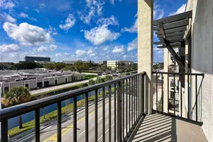 8167 NW 41st St, Doral, FL 33166 - Photo 16