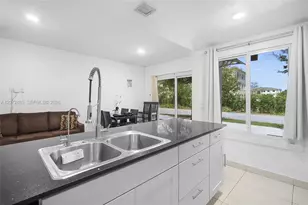 25888 SW 139th Path, Homestead, FL 33032 - Photo 10
