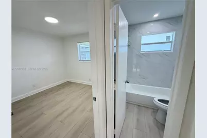 305 NW 1st Ave #4, Hallandale Beach, FL 33009 - Photo 14