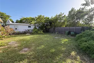 305 NW 1st Ave, Hallandale Beach, FL 33009 - Photo 4