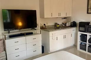 11821 SW 187th Terrace, Miami, FL 33177 - Photo 2