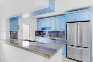 2700 NE 135th St, North Miami Beach, FL 33181 - Photo 18