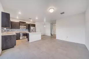 1090 SE 23rd Ave, Homestead, FL 33035 - Photo 1