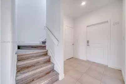 1090 SE 23rd Ave #1090, Homestead, FL 33035 - Photo 6