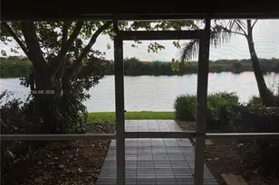 321 SW 120th Ave, Pembroke Pines, FL 33025 - Photo 10