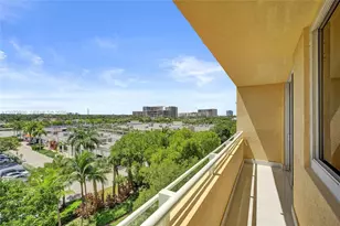 2775 NE 187th St, Aventura, FL 33180 - Photo 28