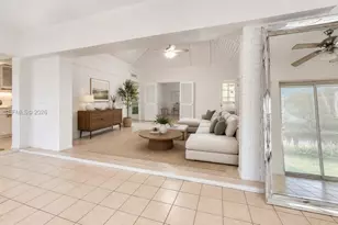 5700 White Hickory Cir, Tamarac, FL 33319 - Photo 14