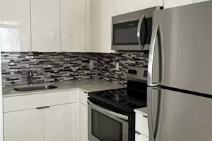 6331 NE 4th Ct, Miami, FL 33138 - Photo 4