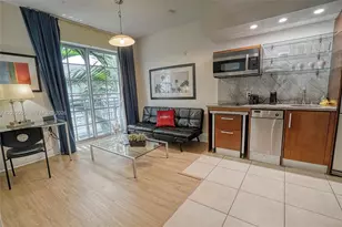 1036 Ocean Dr, Miami Beach, FL 33139 - Photo 2