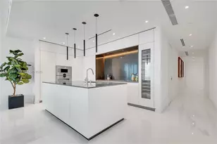 300 Biscayne Blvd Way, Miami, FL 33131 - Photo 18