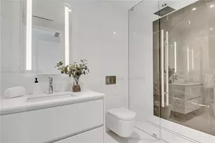 300 Biscayne Blvd Way, Miami, FL 33131 - Photo 34