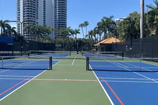 19101 NE 36th Ct, Aventura, FL 33180 - Photo 32