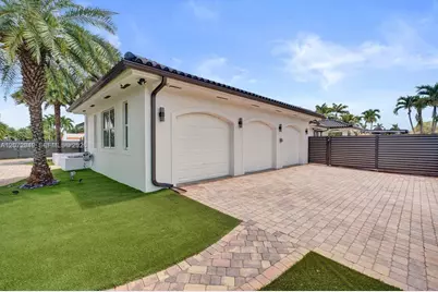 11390 SW 30th St, Miami, FL 33165 - Photo 38