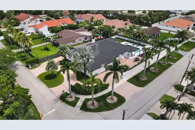 11390 SW 30th St, Miami, FL 33165 - Photo 42