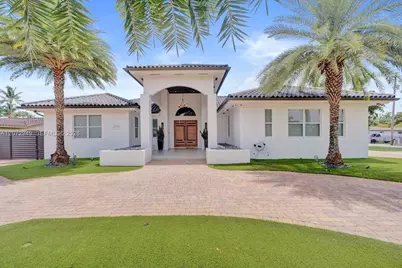 11390 SW 30th St, Miami, FL 33165 - Photo 4