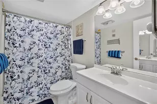 8900 Washington Blvd, Pembroke Pines, FL 33025 - Photo 20