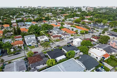 2364 SW 14th St, Miami, FL 33145 - Photo 32