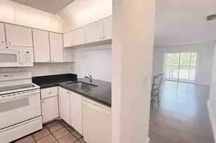 10452 NW 10th St, Pembroke Pines, FL 33026 - Photo 4