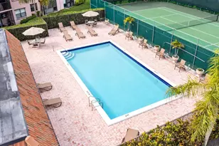 10452 NW 10th St, Pembroke Pines, FL 33026 - Photo 12