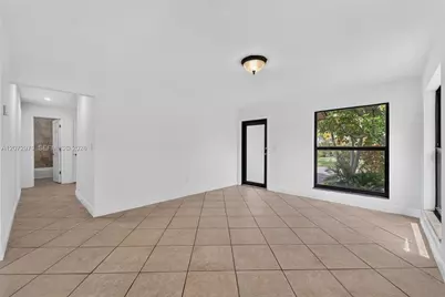 11916 SW 123rd Pl, Miami, FL 33186 - Photo 6
