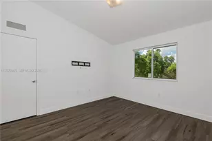 3390 NE 10th St, Homestead, FL 33033 - Photo 18