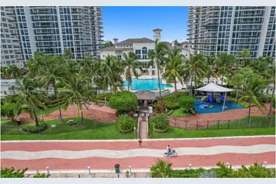 4775 Collins Ave #502, Miami Beach, FL 33140 - Photo 2