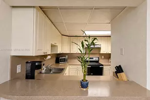 6980 NW 186th St, Hialeah, FL 33015 - Photo 12